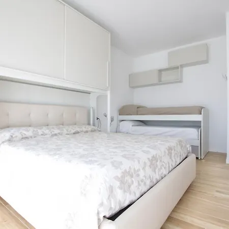 Vega - Immobiliare * Τζεσόλο Λίντο