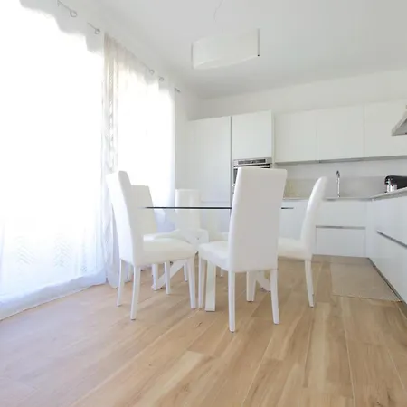 Vega - Immobiliare *